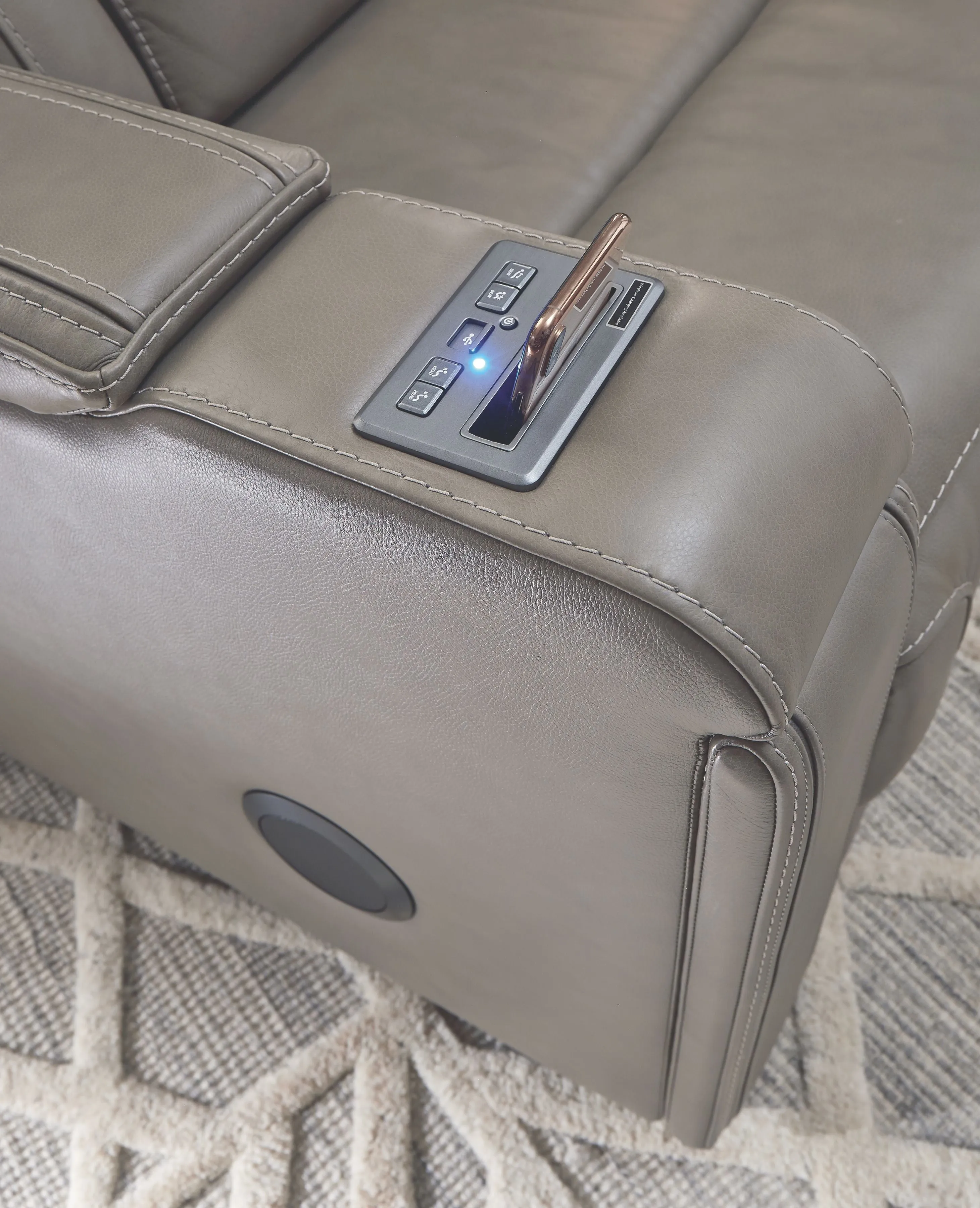 Boerna - Gray - PWR Recliner/ADJ Headrest