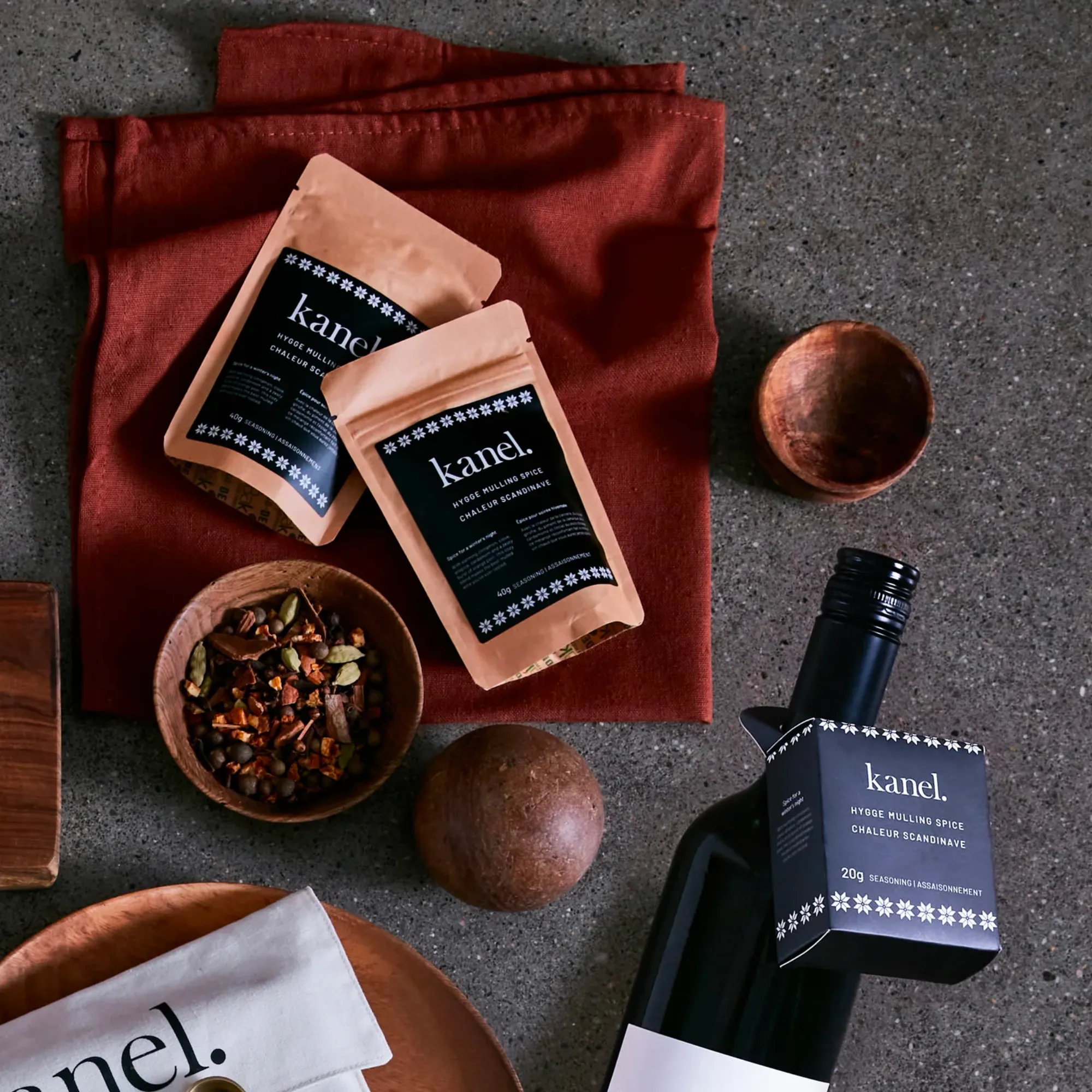 Hygge Hanging Wine Box