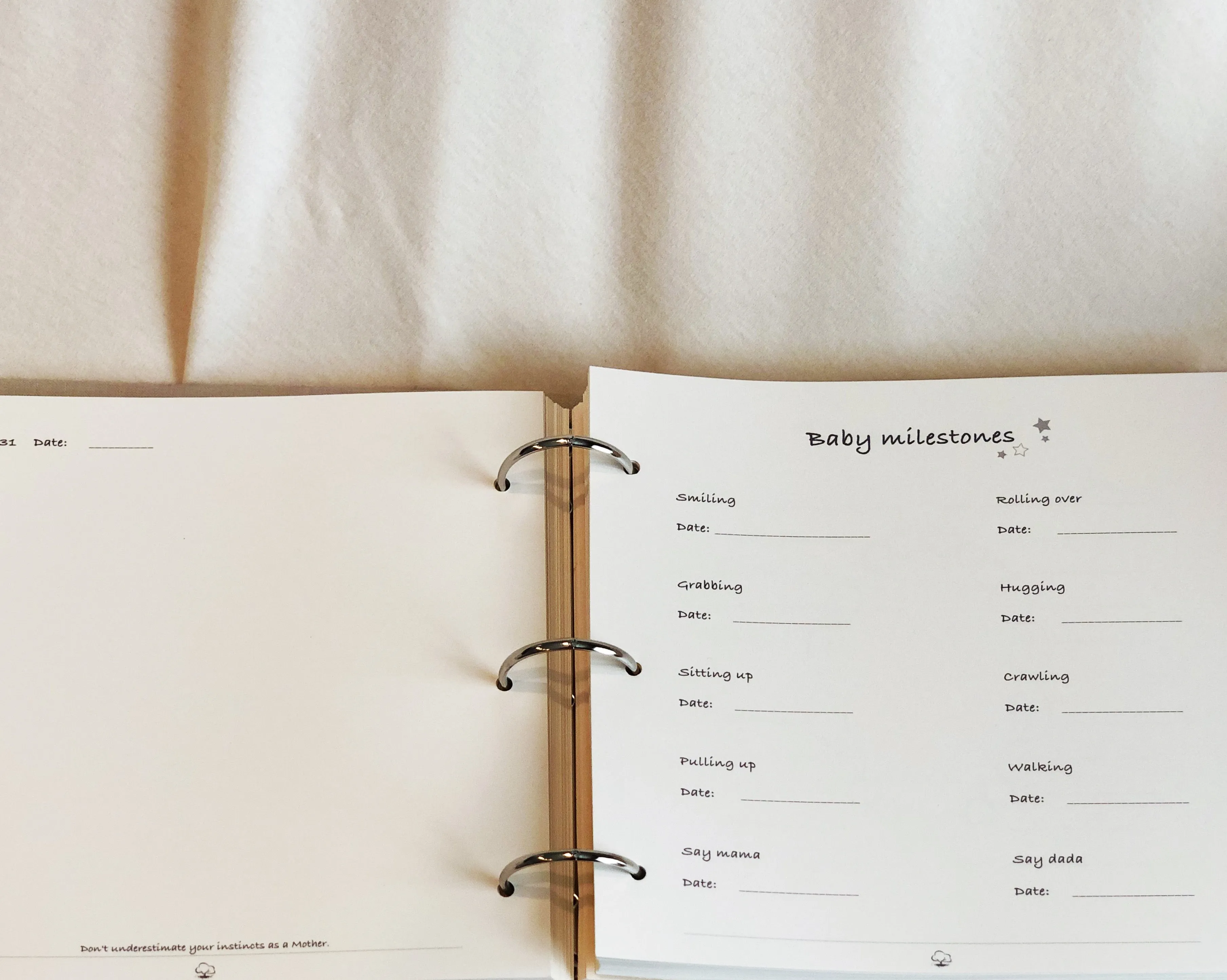 <25% OFF Sale> Baby's Journal Book Set (Including 1 Memory Book, 3 Jars)